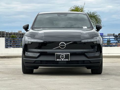 New 2026 Volvo EX30 Plus w/ Climate Package image 8