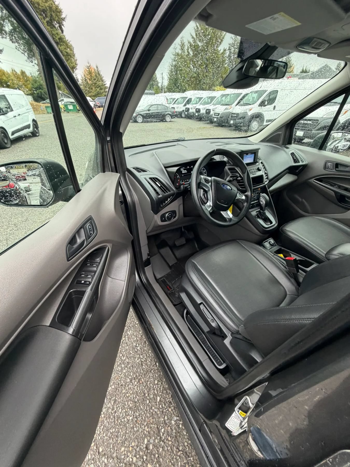 Used 2019 Ford Transit Connect XL FWD image 26