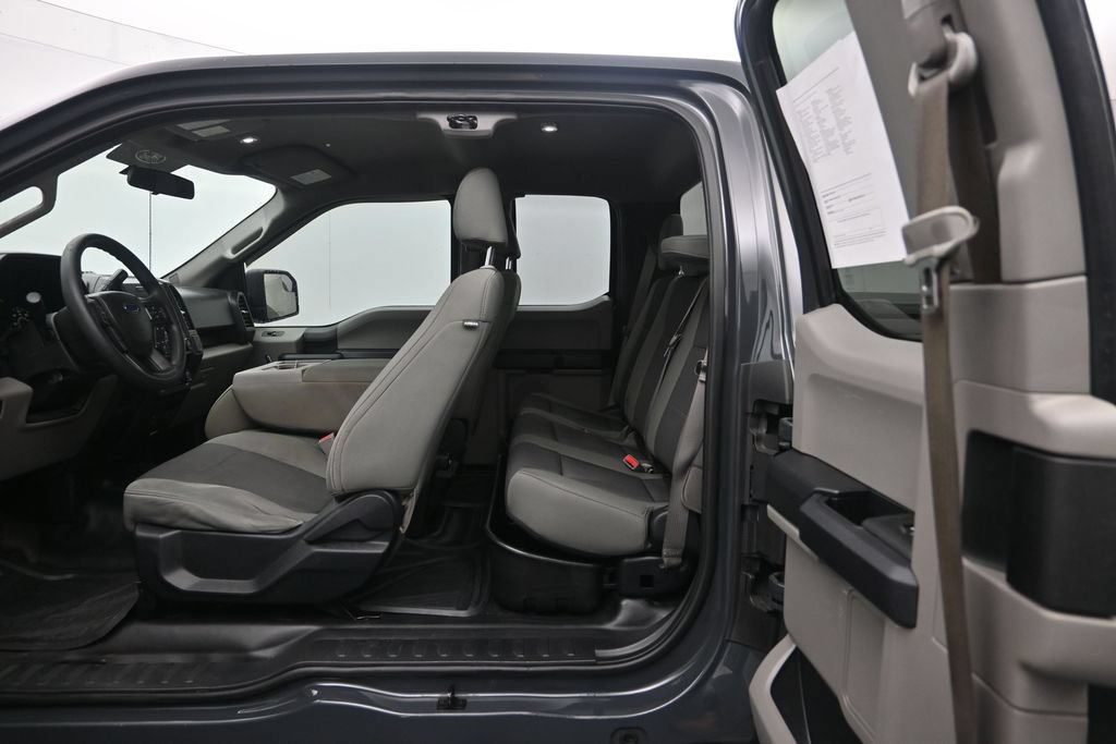 Used 2016 Ford F150 XL w/ Equipment Group 101A Mid RWD image 22