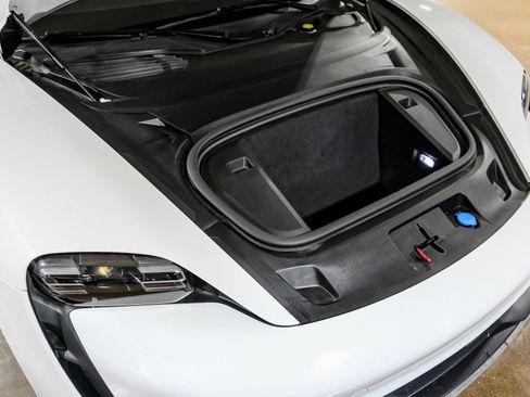 Used 2023 Porsche Taycan image 51