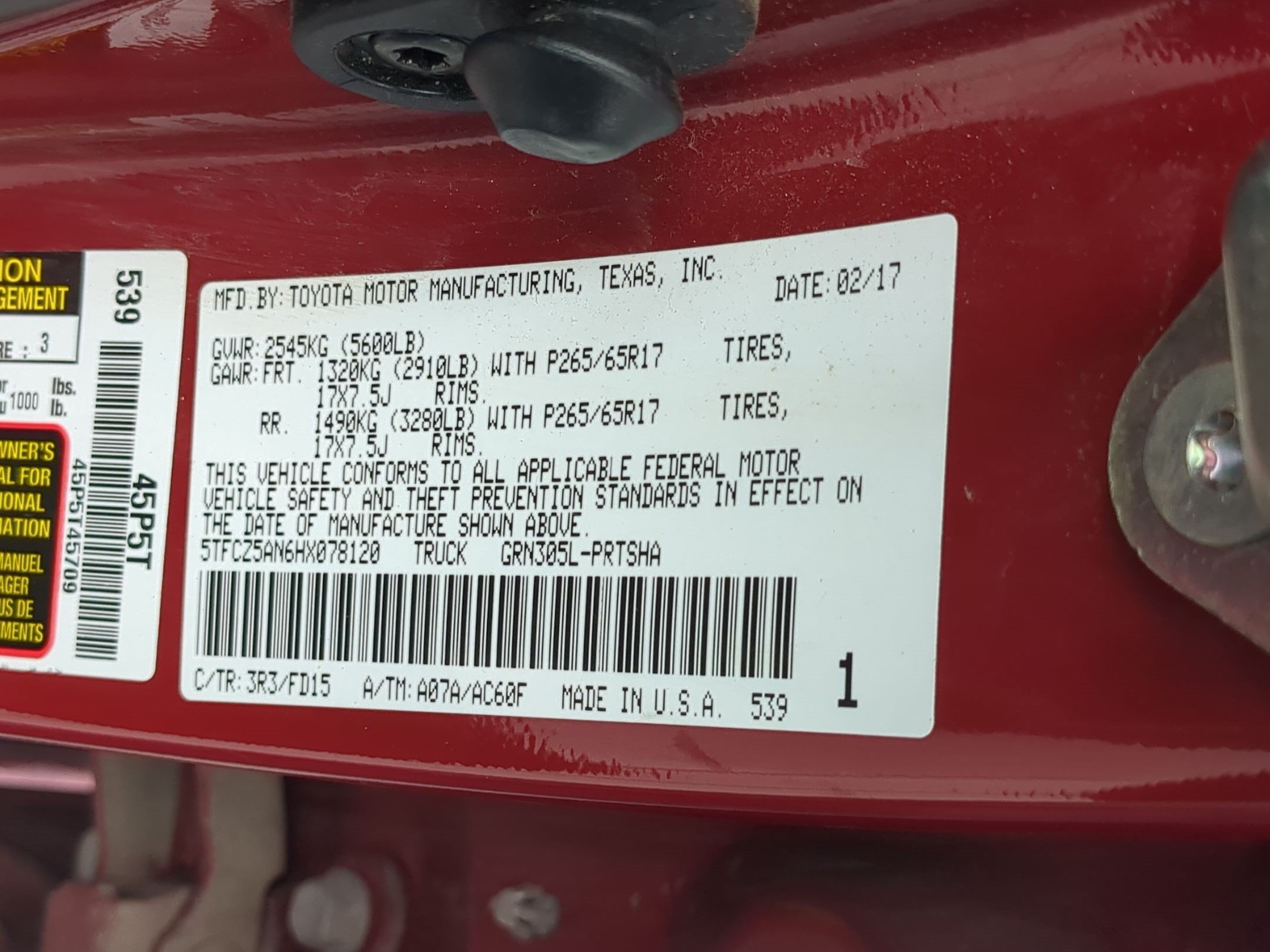 Used 2017 Toyota Tacoma TRD Sport w/ Tow Package (A/T) AWD/4WD image 34