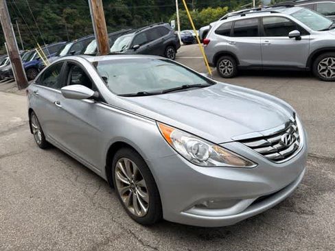 Used 2012 Hyundai Sonata SE w/ Navigation & Sunroof Pkg FWD image 5