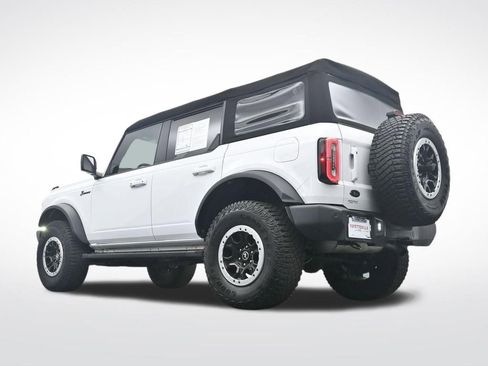 Used 2024 Ford Bronco Outer Banks w/ Sasquatch Package AWD/4WD image 36