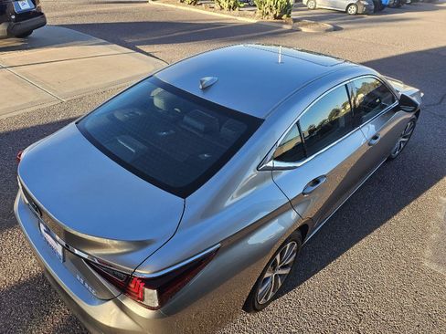 Used 2020 Lexus ES 350 w/ Accessory Package 2 FWD image 16