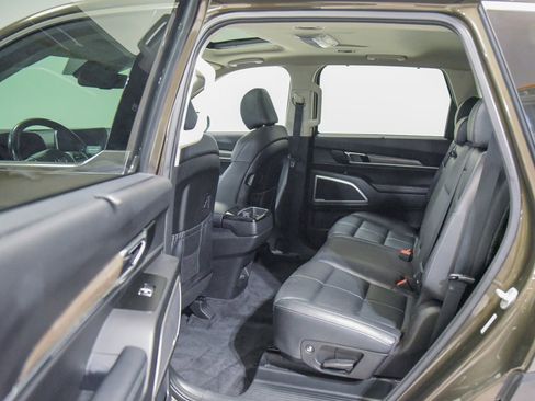 Used 2020 Kia Telluride EX w/ Towing Package image 4