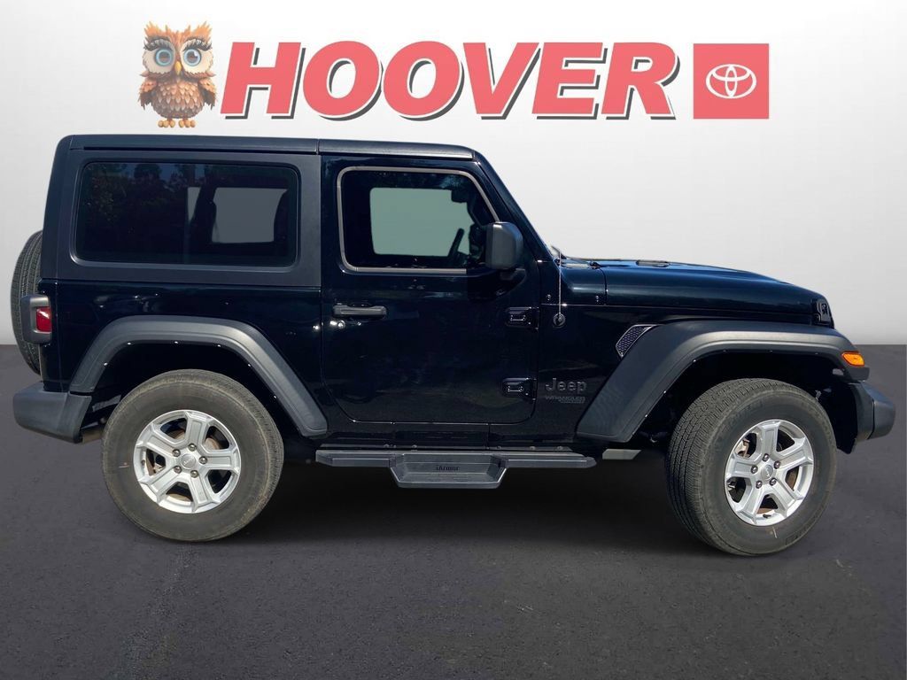 Used 2021 Jeep Wrangler Sport AWD/4WD image 2