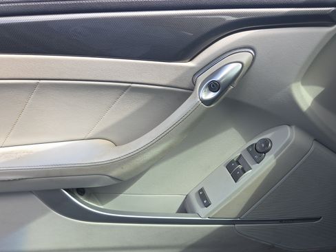 Used 2011 Cadillac CTS Coupe RWD image 30