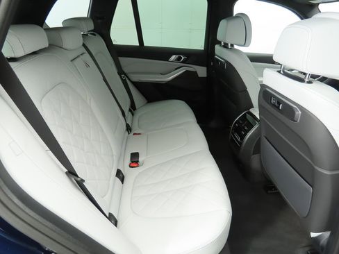 Certified 2026 BMW X5 sDrive40i w/ Climate Comfort Package image 23