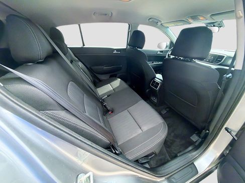 Used 2022 Kia Sportage LX FWD image 28