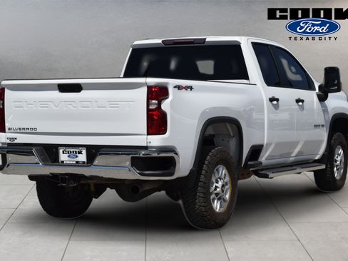 Used 2024 Chevrolet Silverado 2500 W/T w/ WT Convenience Package AWD/4WD image 3