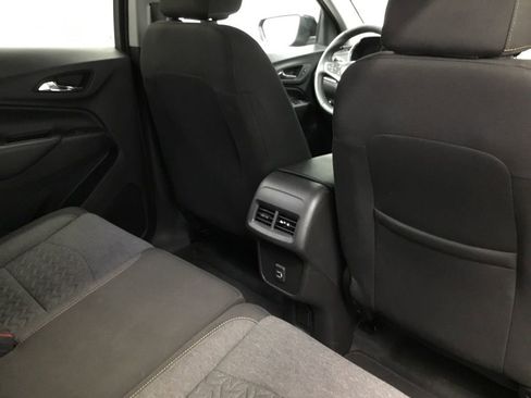 Used 2024 Chevrolet Equinox LT image 21