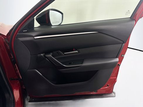 Used 2025 MAZDA CX-50 AWD 2.5 S w/ Premium Package image 34