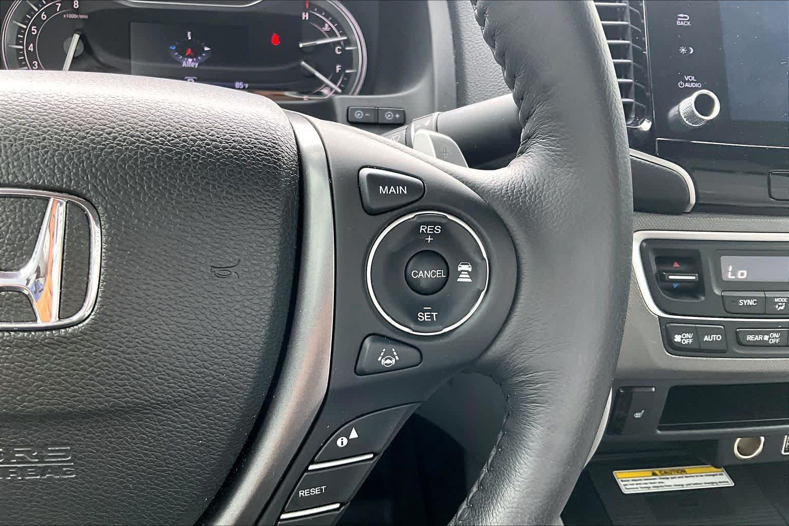 Used 2023 Honda Ridgeline RTL-E image 23