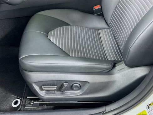 Certified 2024 Toyota Camry SE FWD image 19