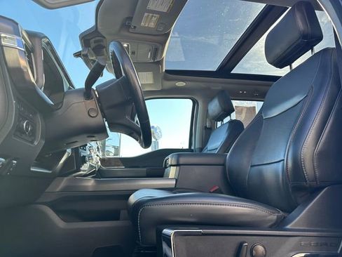 Used 2023 Ford F250 Lariat w/ Lariat Ultimate Package image 10