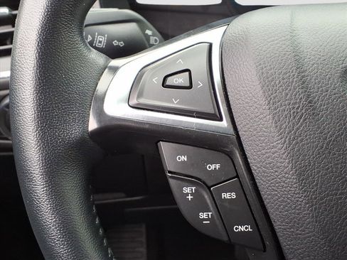 Used 2024 Ford Edge Titanium image 26