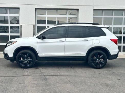 Certified 2021 Honda Passport Elite image 3