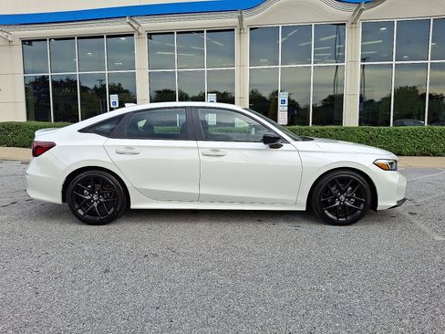 Used 2025 Honda Civic Sport image 7