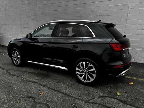 Used 2023 Audi Q5 2.0T Premium Plus w/ Premium Plus Package image 3