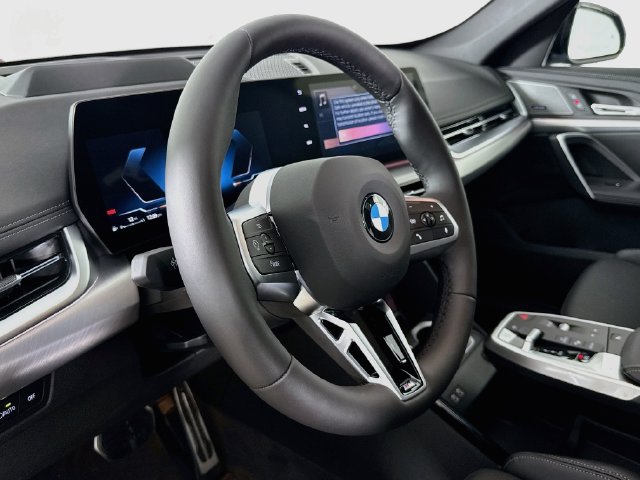New 2027 BMW X1 xDrive28i AWD/4WD image 11