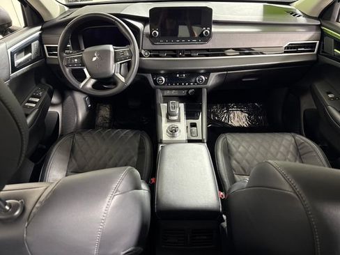 Used 2023 Mitsubishi Outlander SEL 40th Anniversary AWD/4WD image 24