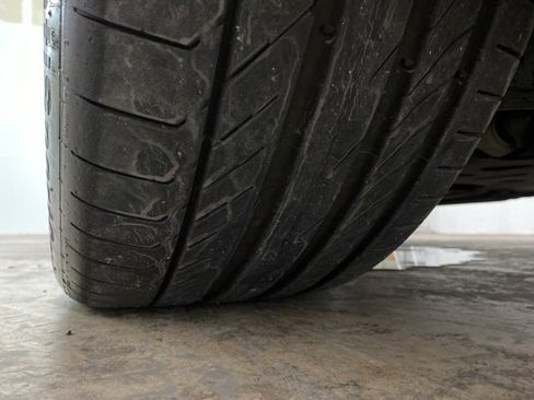 Used 2017 Porsche Macan GTS w/ Premium Package Plus image 92