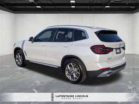 Used 2023 BMW X3 xDrive30i w/ Convenience Package image 3