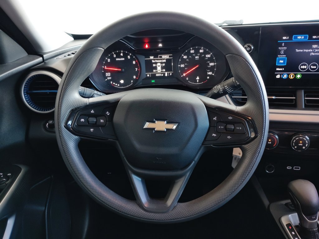 Used 2024 Chevrolet Trax LS FWD image 25