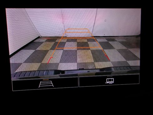 Certified 2024 Chevrolet Silverado 2500 Custom w/ Custom Value Package image 4