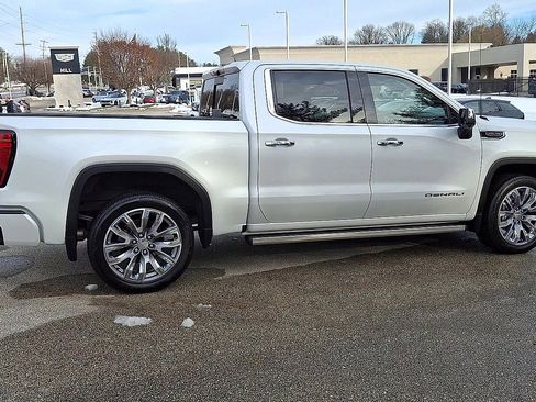 Certified 2023 GMC Sierra 1500 Denali image 9