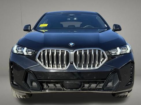 Used 2024 BMW X6 xDrive40i image 9