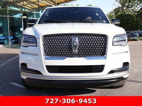 Used 2023 Lincoln Navigator L Reserve RWD image 12