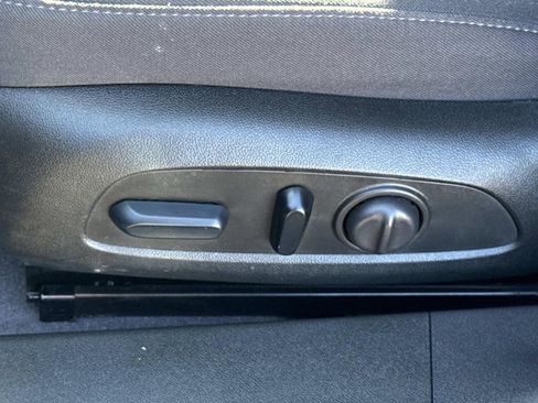 Used 2023 Chevrolet Malibu LT image 20