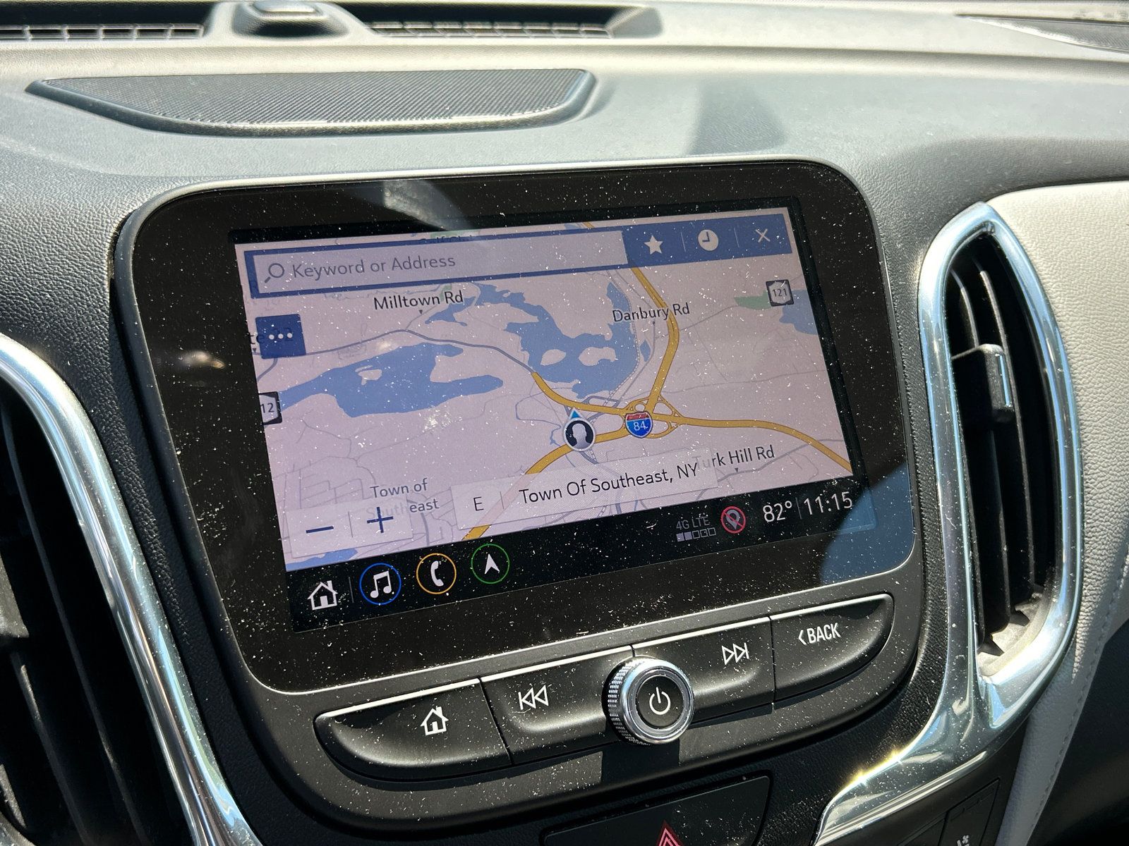 Used 2019 Chevrolet Equinox Premier AWD/4WD image 16