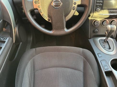 Used 2015 Nissan Rogue S w/ Convenience Package FWD image 9