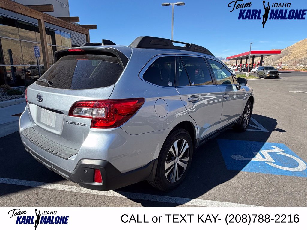 Used 2018 Subaru Outback 2.5i Limited AWD/4WD image 10