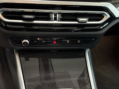 Used 2023 BMW 330i xDrive Sedan w/ Premium Package image 20