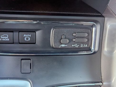 Used 2022 Subaru Ascent Limited w/ Technology Package image 20