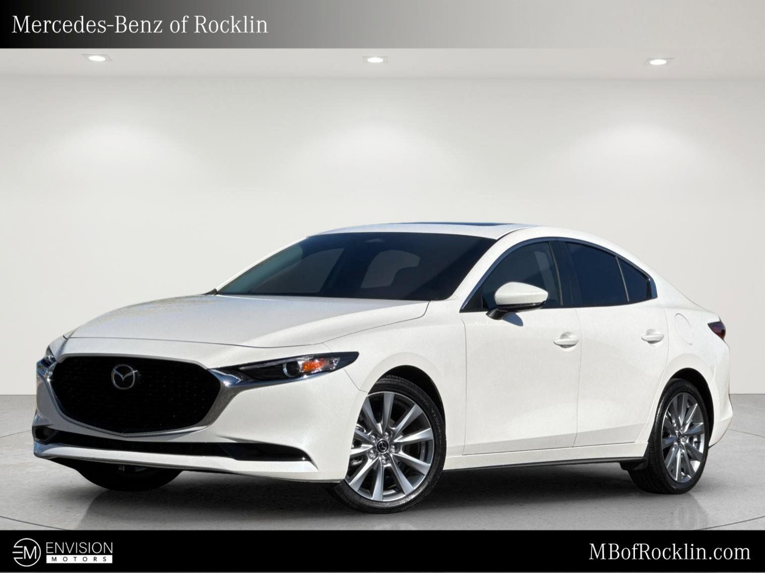 Used 2025 MAZDA MAZDA3 s FWD image 1