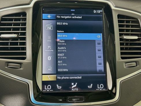 Used 2021 Volvo XC90 T5 Momentum w/ Climate Package FWD image 14