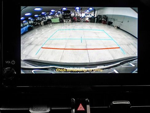 Used 2023 Toyota Corolla SE image 26