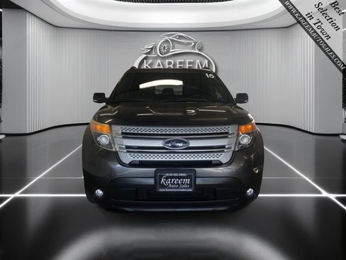 Used 2015 Ford Explorer XLT w/ Equipment Group 202A FWD image 2