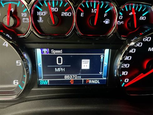 Used 2020 Chevrolet Tahoe LT image 12