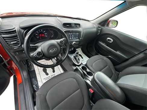 Used 2019 Kia Soul + FWD image 32