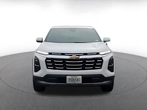 Used 2025 Chevrolet Equinox LT image 4