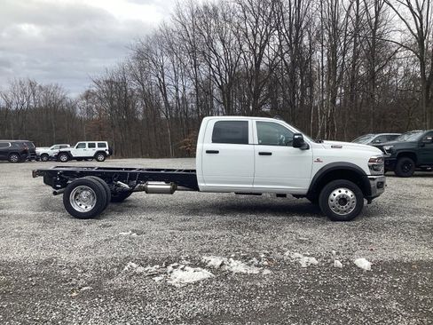 New 2026 RAM 5500 Tradesman w/ Chrome Appearance Group image 8