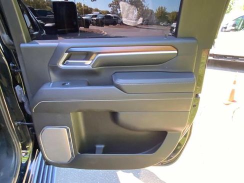 Used 2024 GMC Sierra 3500 Denali w/ Denali Reserve Package AWD/4WD image 35