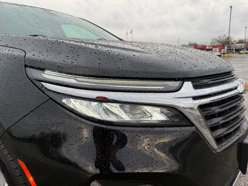 Used 2022 Chevrolet Equinox LT w/ Driver Convenience Package image 13