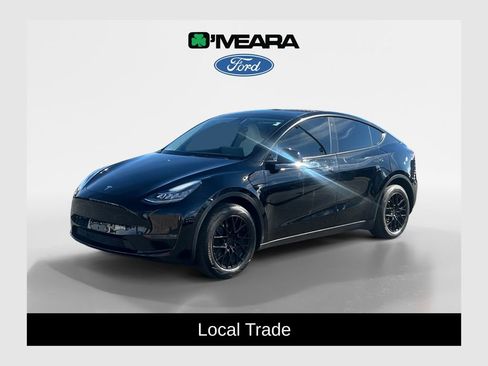 Used 2023 Tesla Model Y Long Range image 1