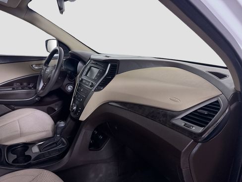 Used 2018 Hyundai Santa Fe Sport image 29